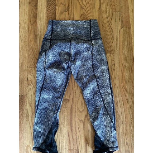 lululemon 8 herringbone ombre tie dye crop mesh 8 crop Black White - Picture 1 of 5